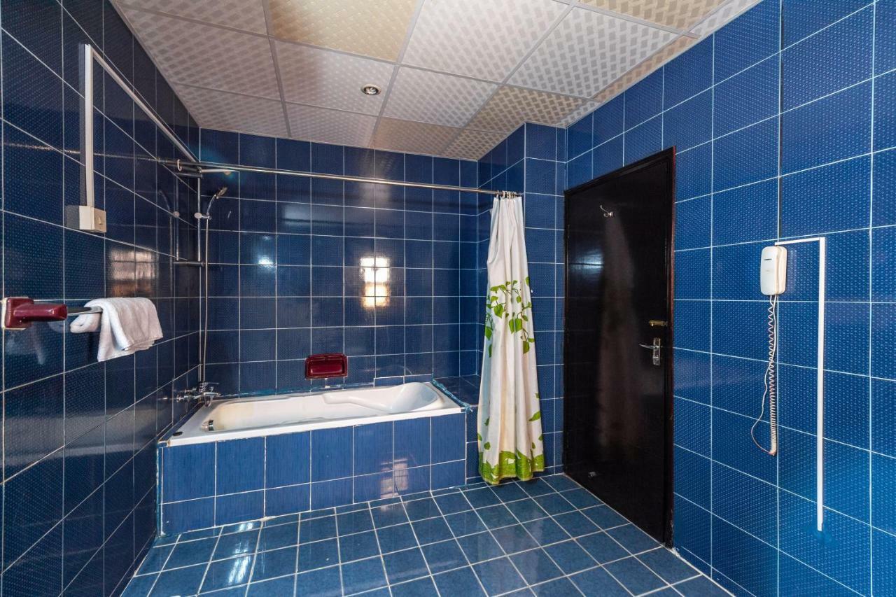 Hotel Central Paris Hotel, Baniyas Square *