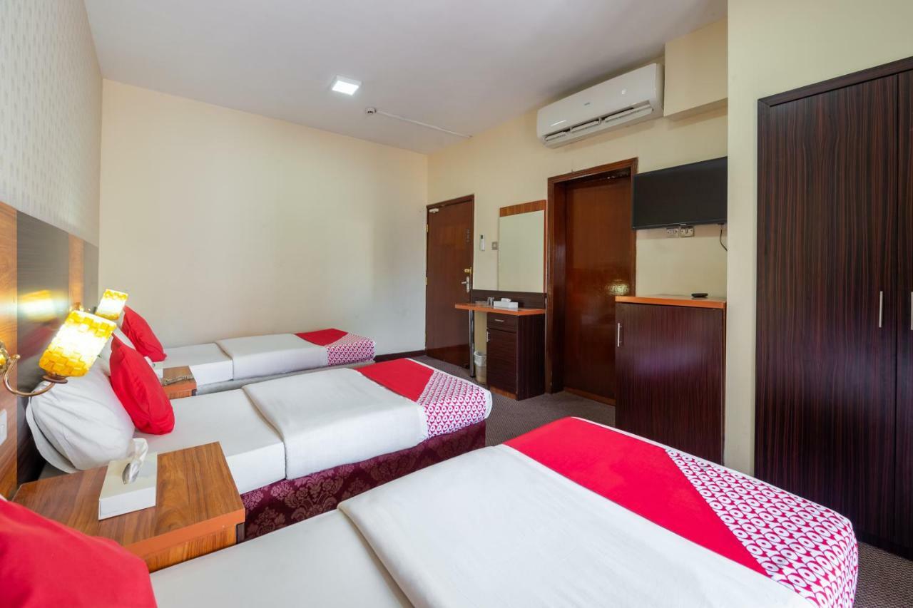 Hotel Central Paris Hotel, Baniyas Square