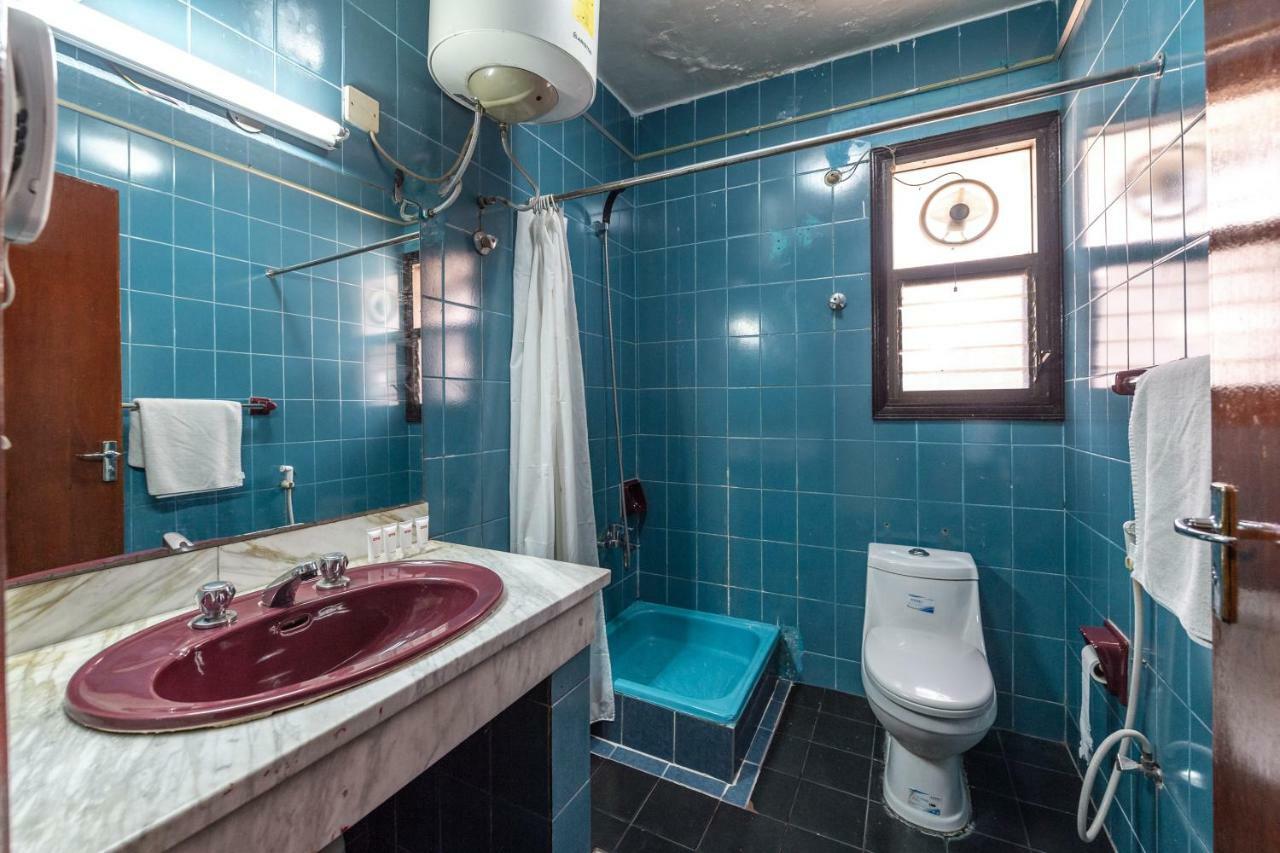 Central Paris Hotel, Baniyas Square Dubai