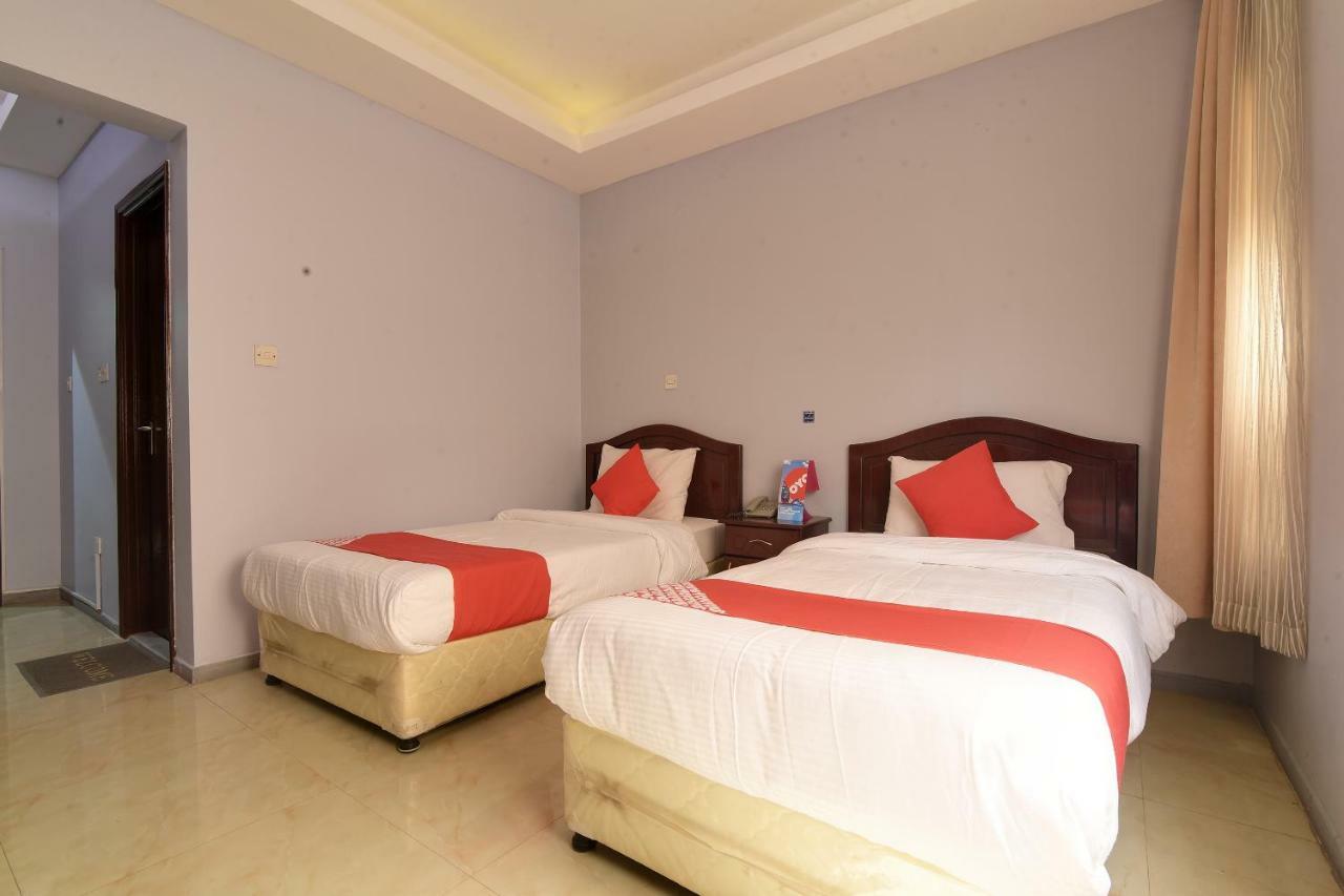 Oyo 273 Burj Nahar Hotel 2*