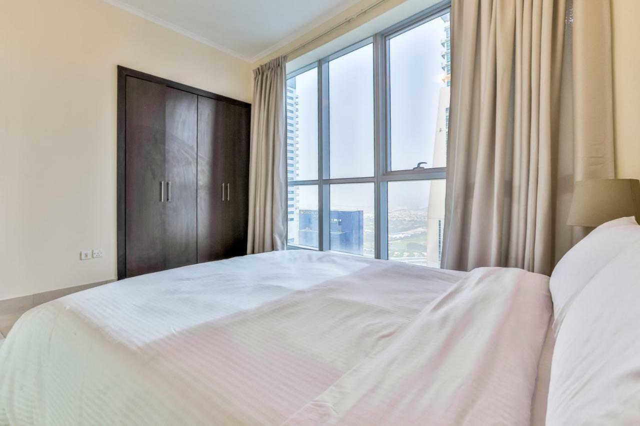 2br High Floor Torch Tower Marina Apartment