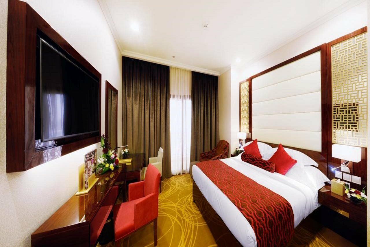 Goldstate Hotel 4*