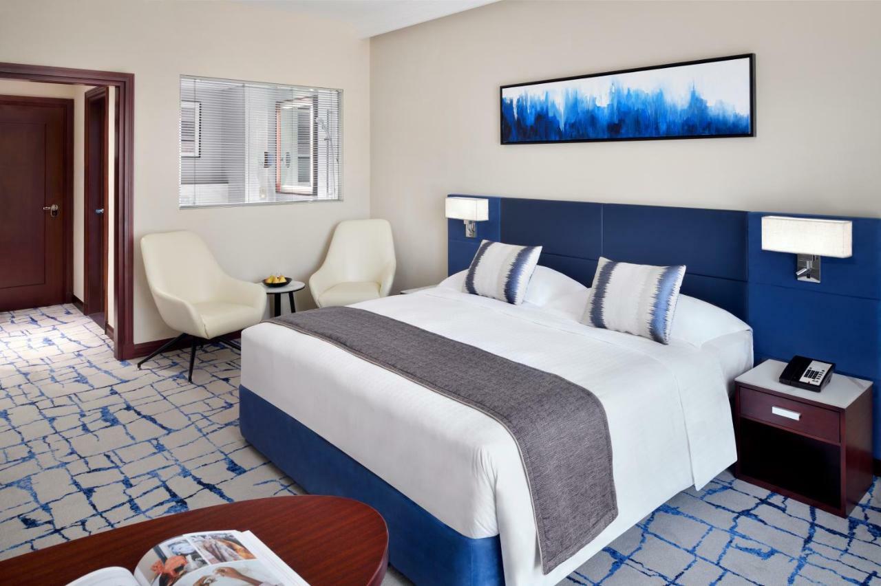 Moevenpick & Bur 5* Dubái