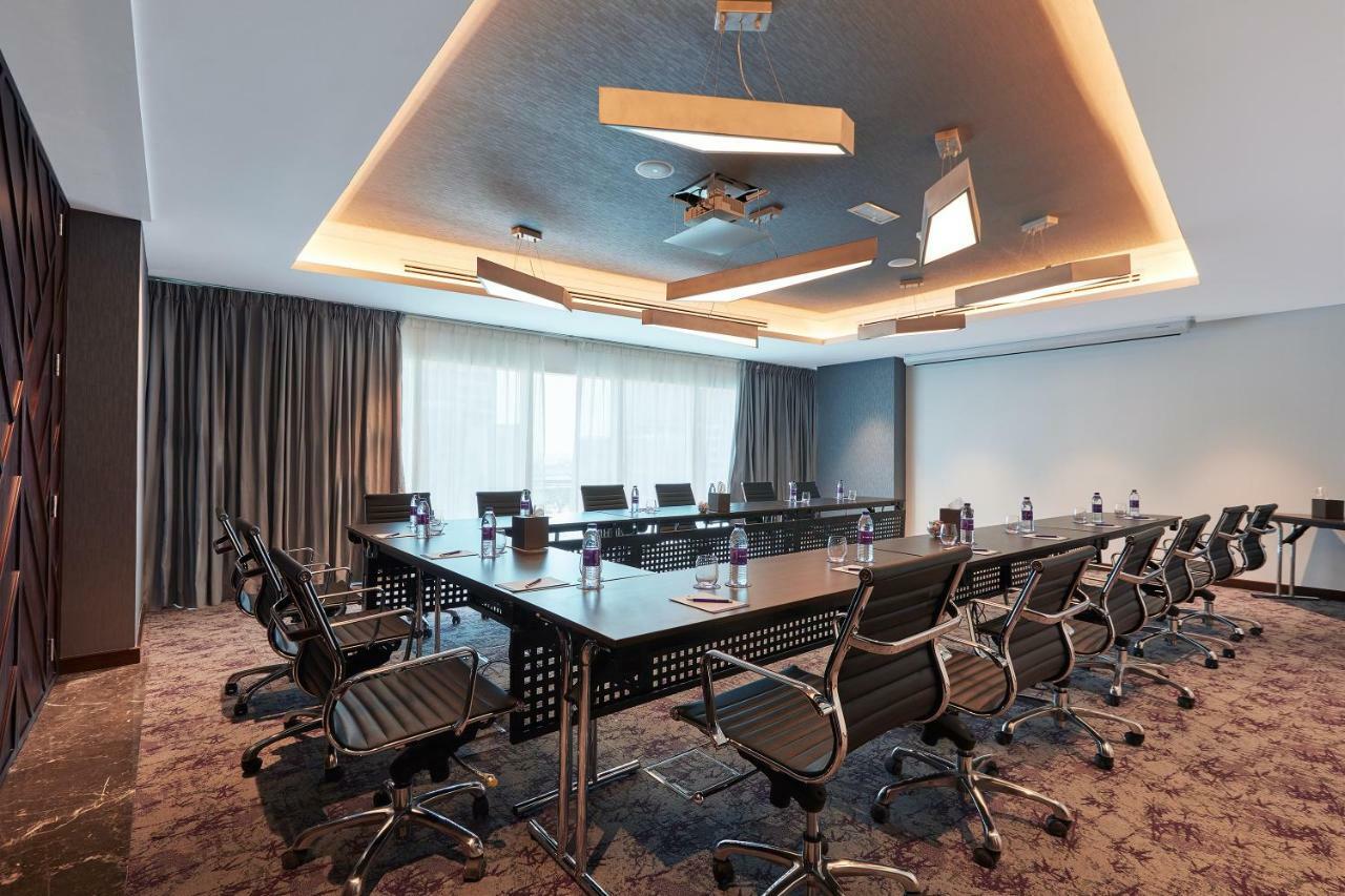 Park Regis Business Bay