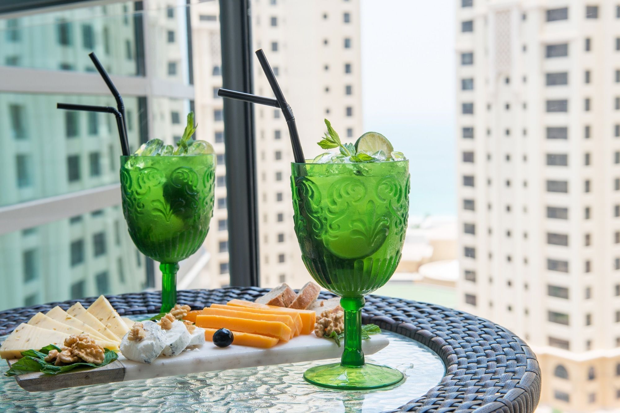 Dream - Near Marina, Al Sahab Tower Appartement *