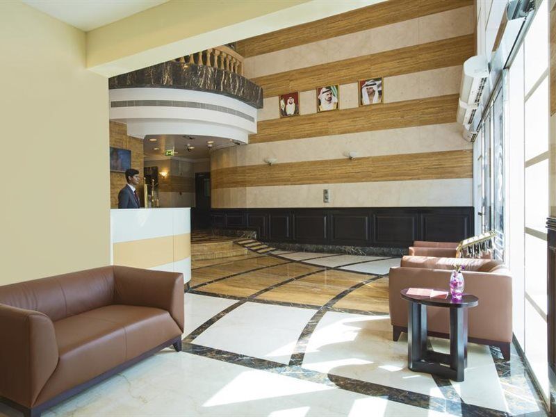 Emirates Grand 3*