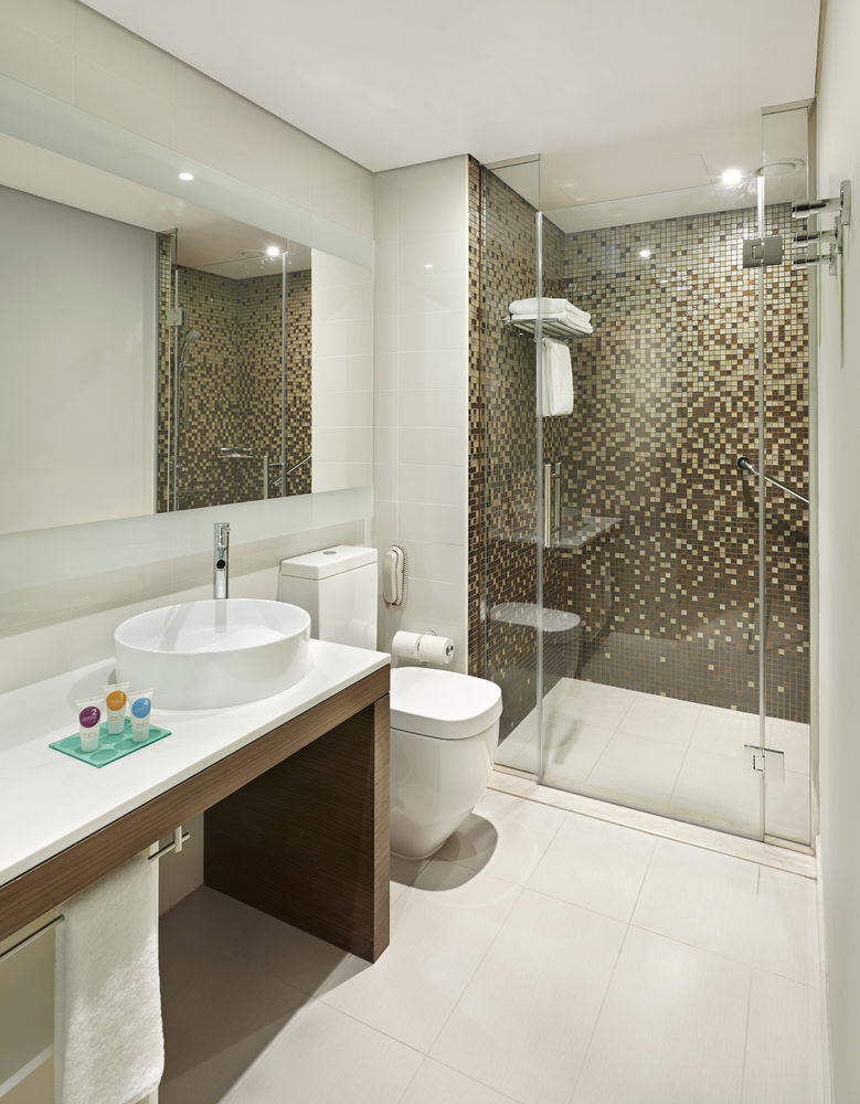 Hyatt Place Al Rigga