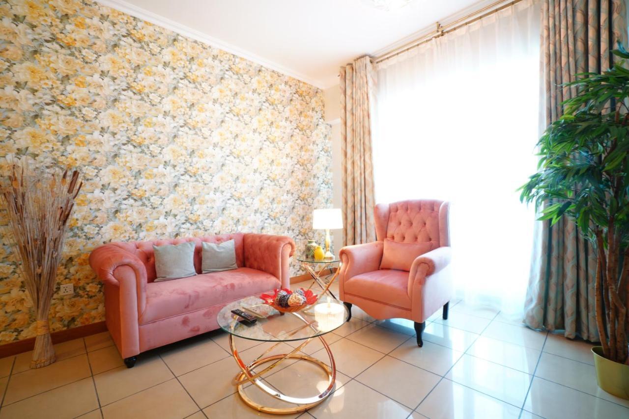 Two Continents Holiday Homes - Sea And Palm Jumeriah View Four Bedroom -free Airport Pick-up Apartamento *