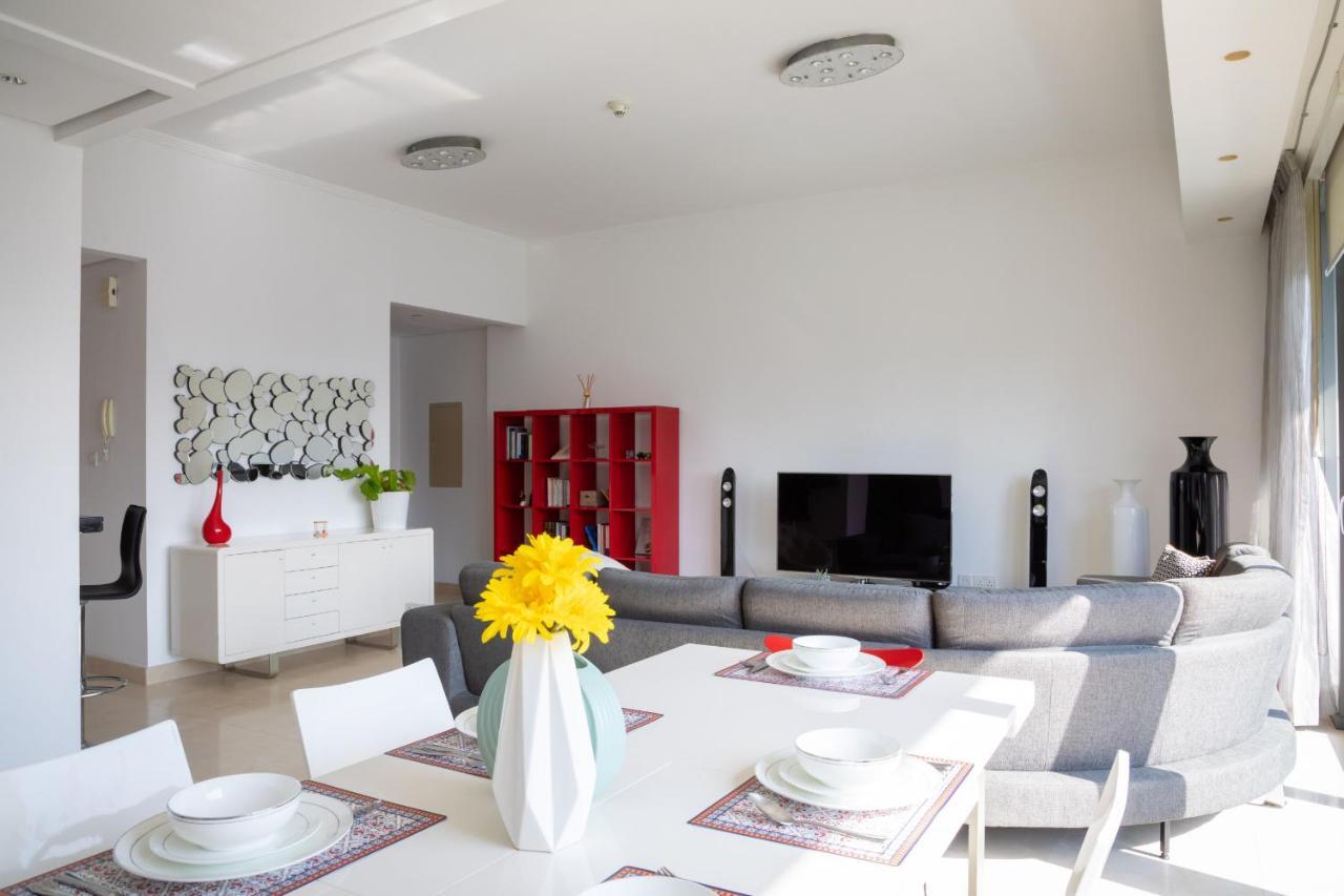 Maison Privee - Big, Bright, Luxury Marina Views Next To Apartment Dubai