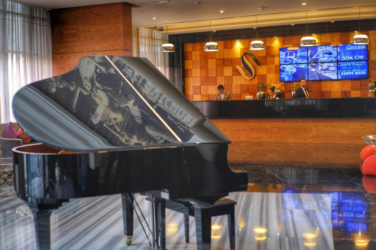 Signature 1 Tecom 4* Dubái