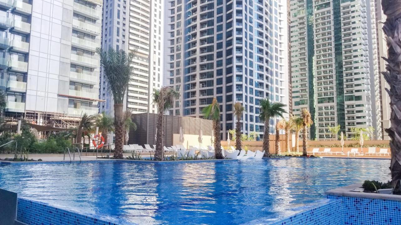 Apartamento Luton Vacation Homes Marina Gate Tower 2