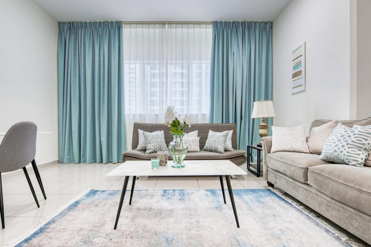 Lovely 2br At Marina Pinnacle Marina By Deluxe Homes Apartment