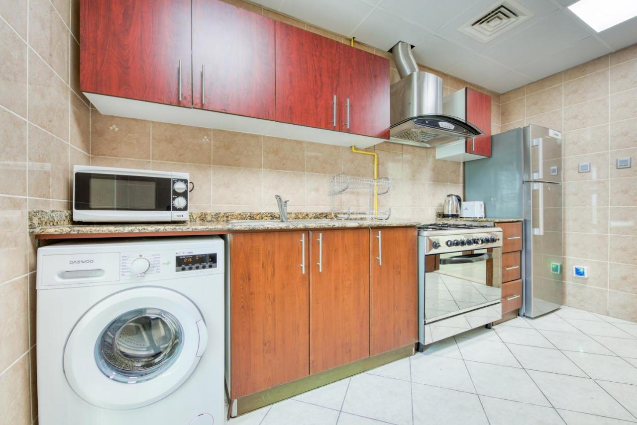Lovely 2br At Marina Pinnacle Marina By Deluxe Homes Dubái