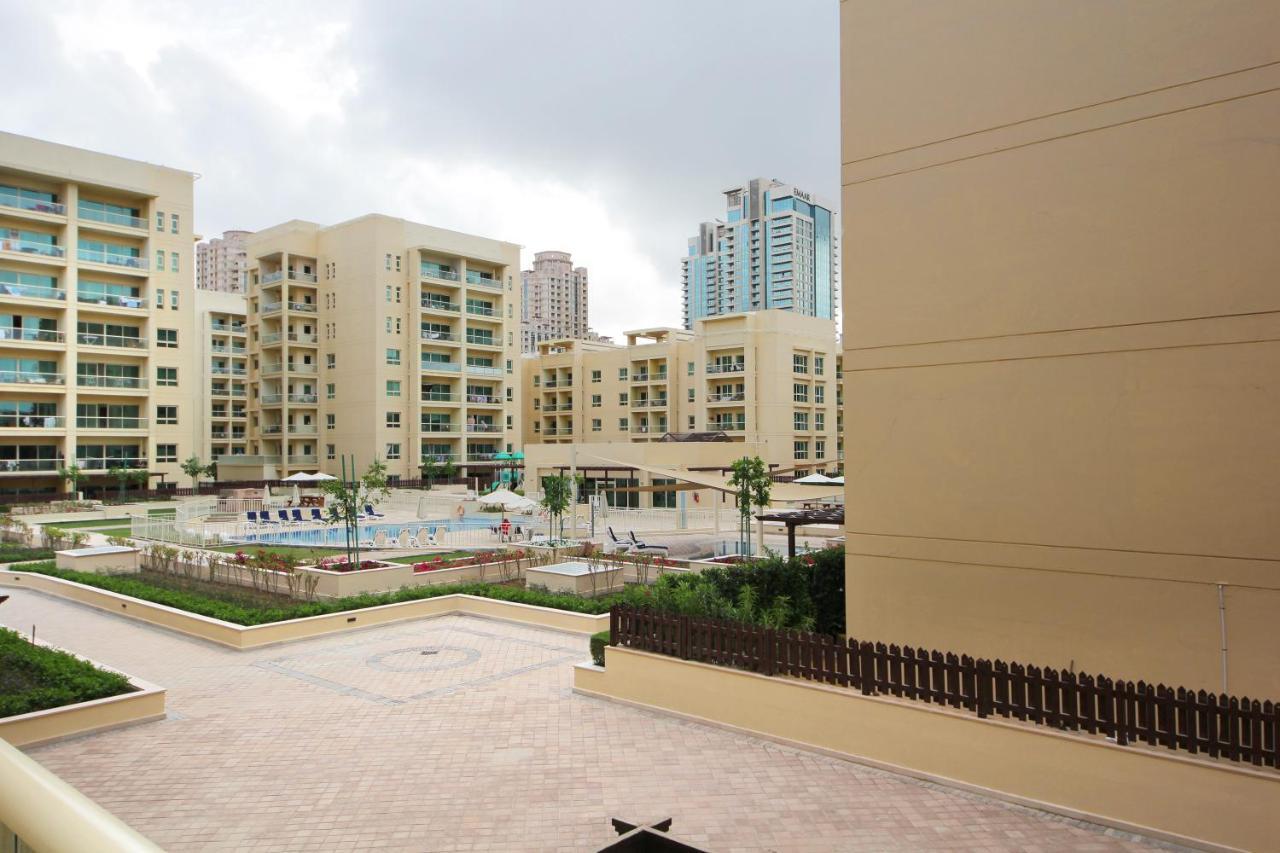 Appartement New Arabian Al Dhafra 2 The Greens 1 Br *