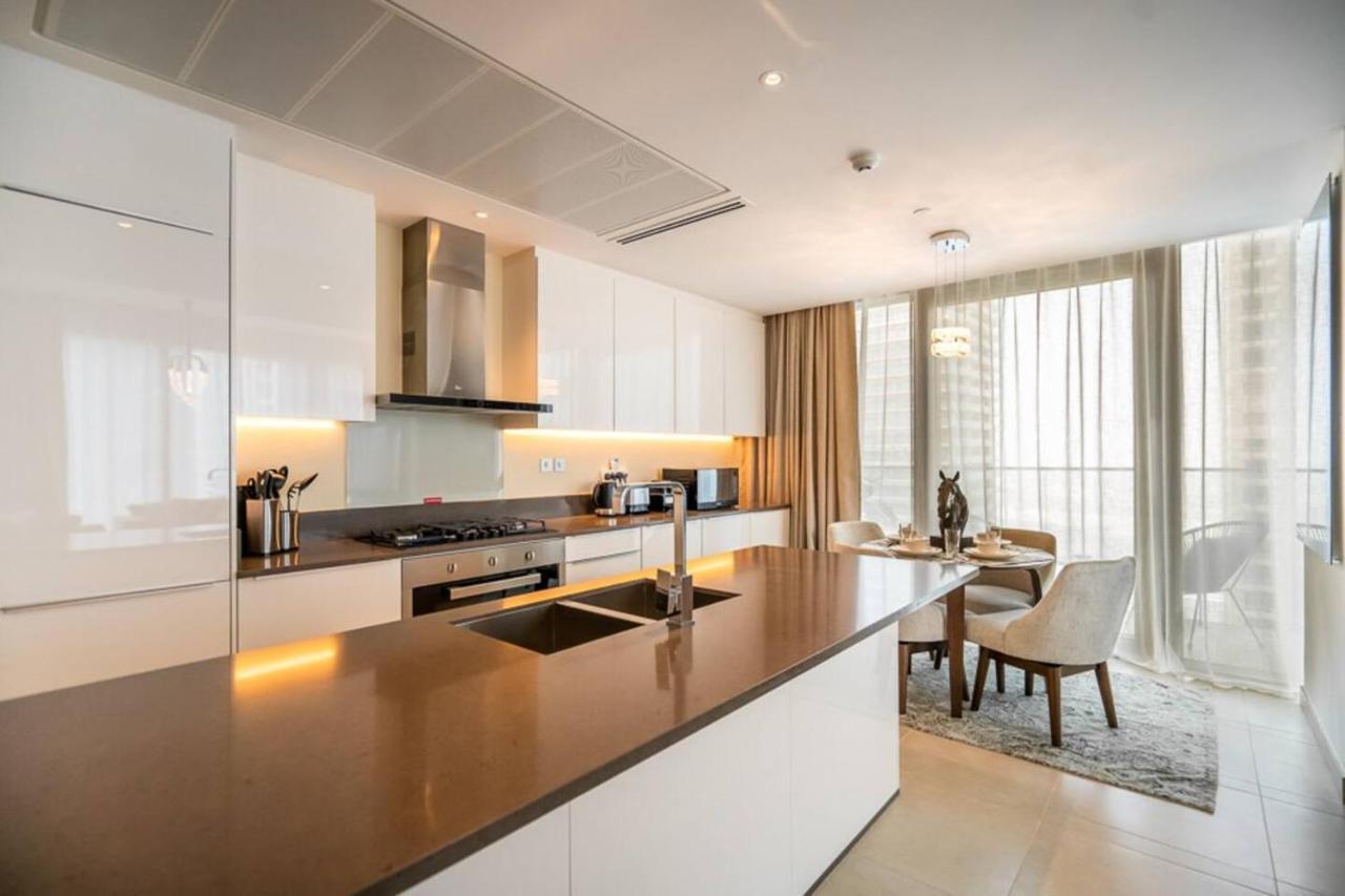 Luton Vacation Homes Marina Gate Tower 2 * Dubái