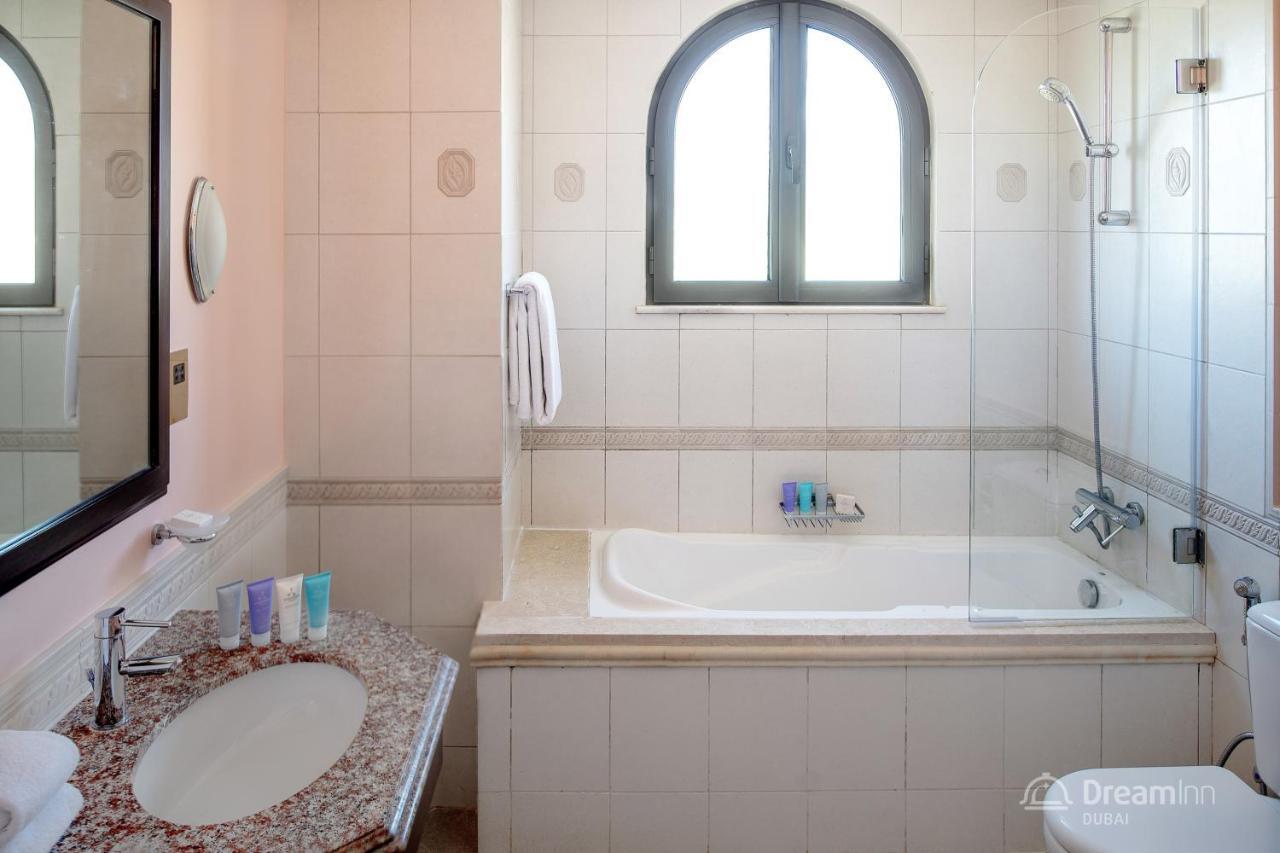 Villa Dream - Los Palma's Beachfront *