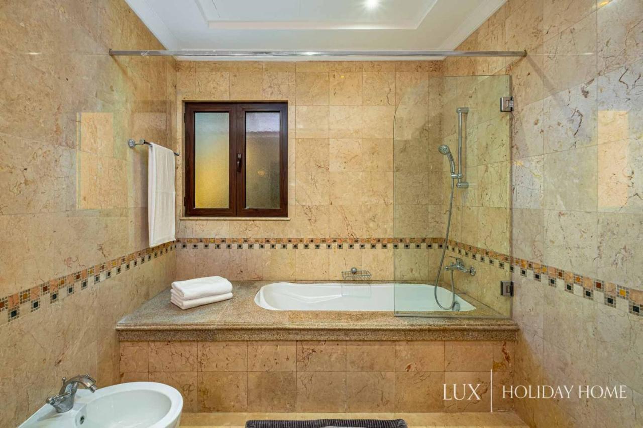 Villa Lux - The Paradise Palace Dubai