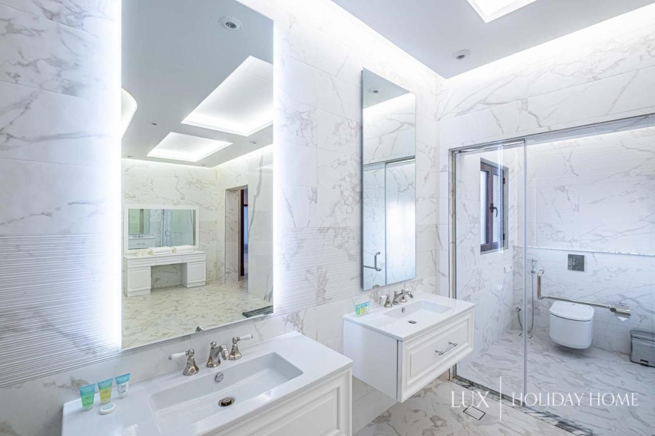 Villa Lux - The Paradise Palace Dubai