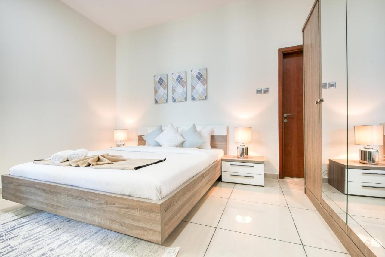 Lovely 2br At Marina Pinnacle Marina By Deluxe Homes Apartamento Dubái