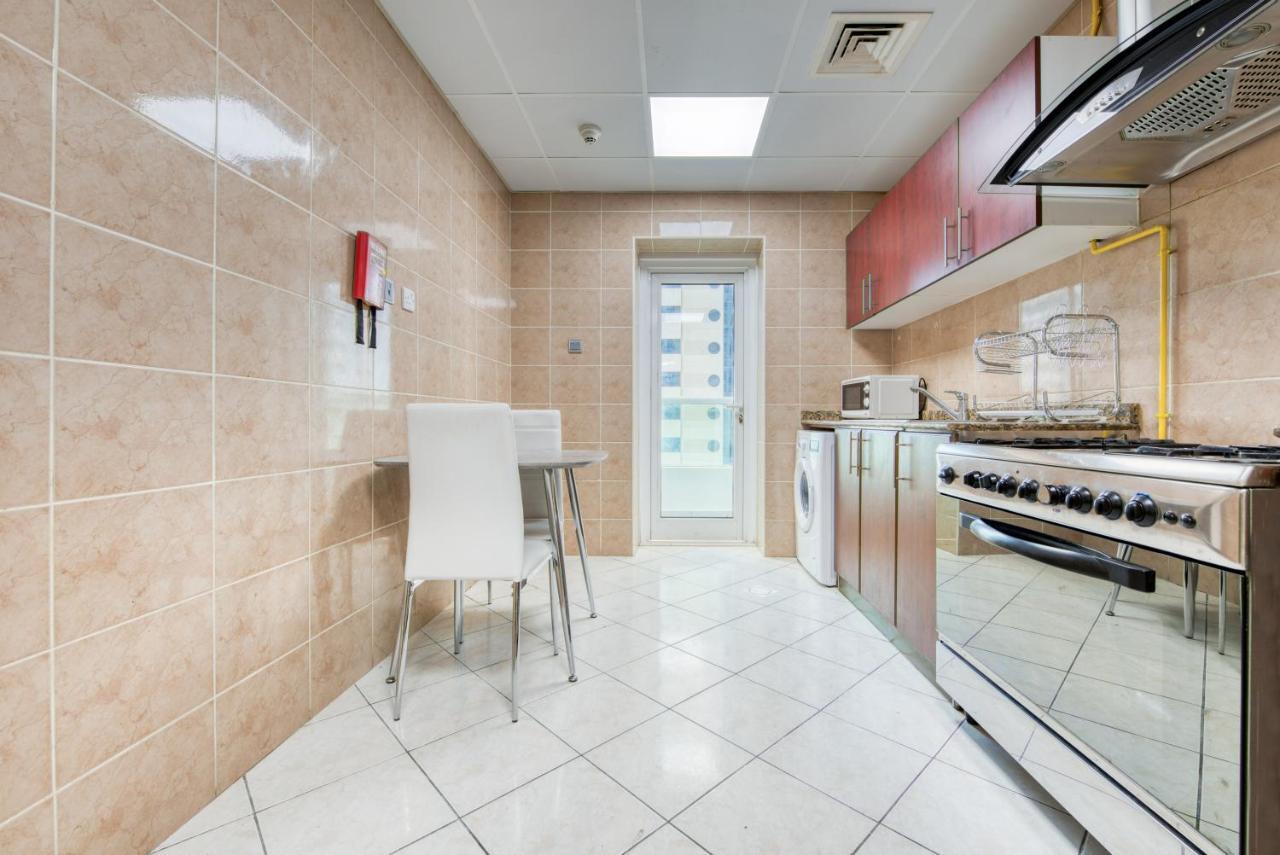 Lovely 2br At Marina Pinnacle Marina By Deluxe Homes Apartment Dubai
