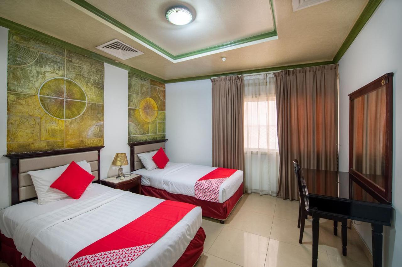Oyo 124 Oriental Palace Apts Dubai