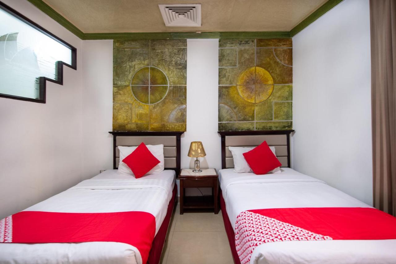 Oyo 124 Oriental Palace Apts Dubai