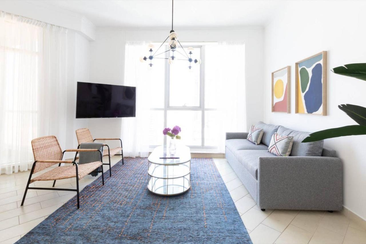 Frank Porter - Torch Tower Apartamento