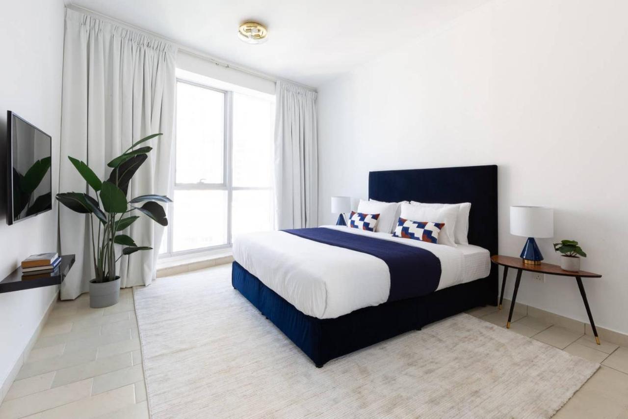 Frank Porter - Torch Tower Apartamento