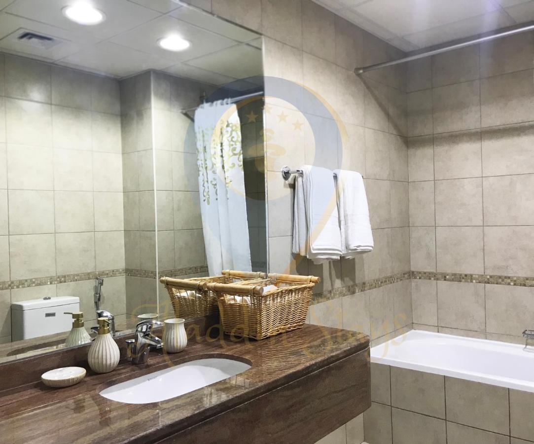 Apartamento Aladdin Stays - Royal Oceanic Tower Dubái