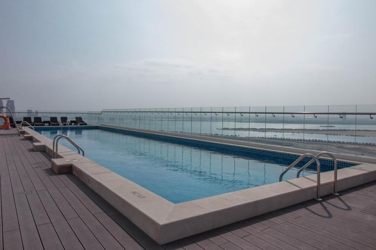 Cozy 1br With Pool And Gym 10mins Away By Drive To Dxb Airport Apartemen *