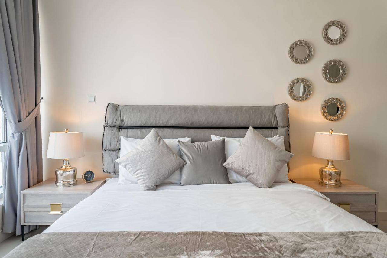Higuests - Designer Apt With Panoramic View Near Burj Khalifa *