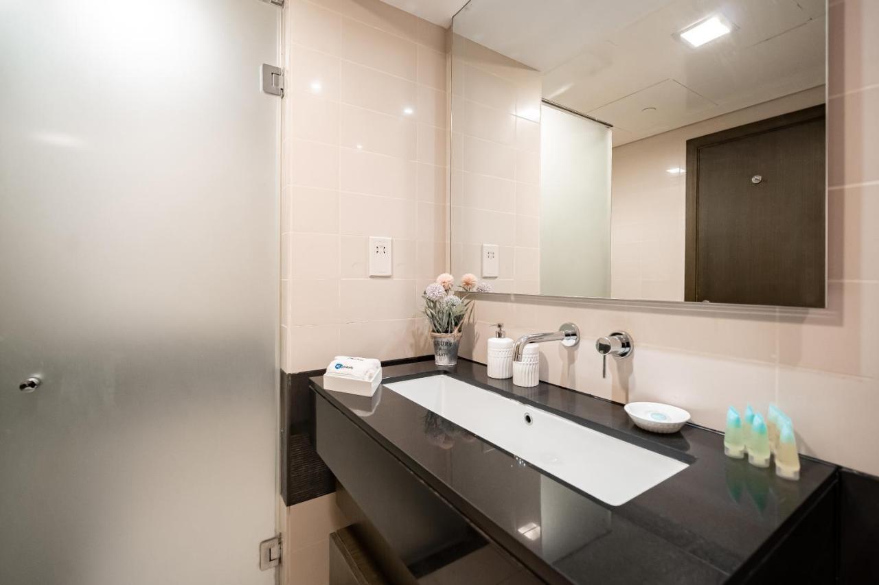 Apartamento Higuests - Designer Apt With Panoramic View Near Burj Khalifa Dubái