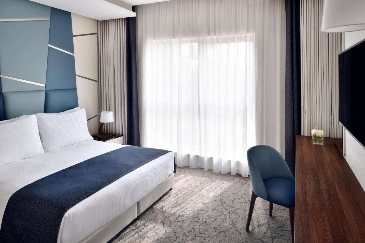 Moevenpick Downtown 5* Dubái