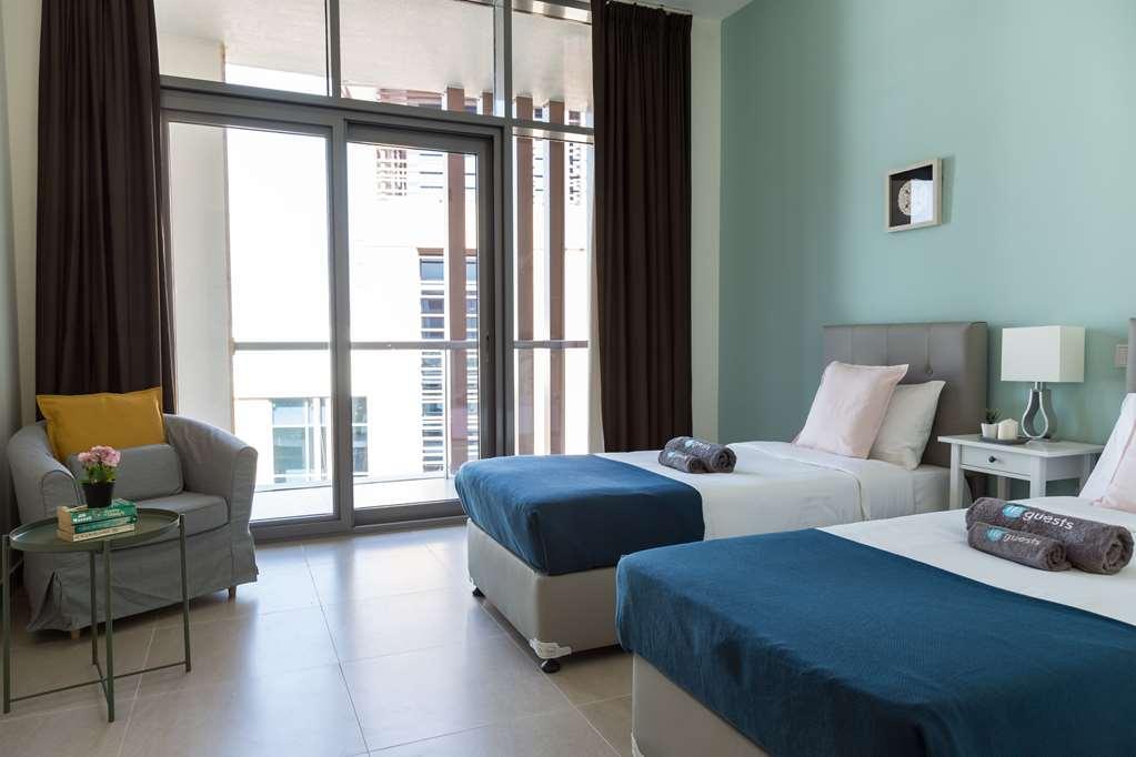 Higuests - Wharf Hotel Dubaï