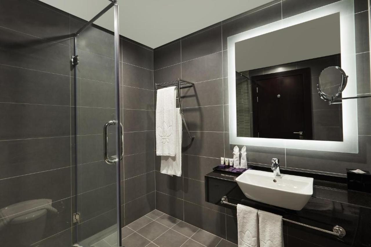 Hotel Park Regis Business Bay 4*