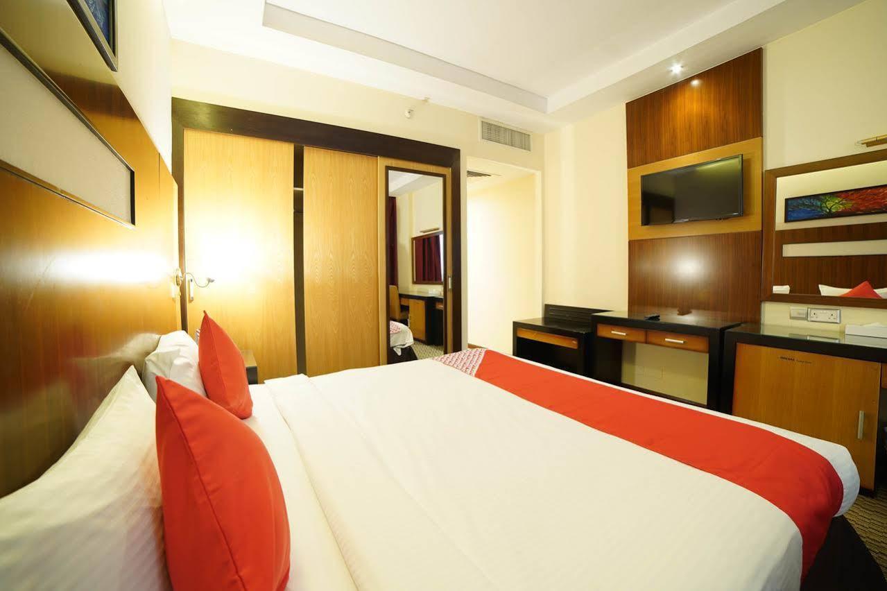 Oyo 482 Sun And Sands Downtown Hotel 3*