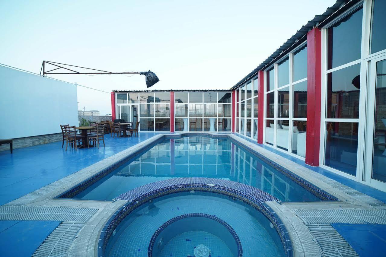 Oyo 482 Sun And Sands Downtown Hotel