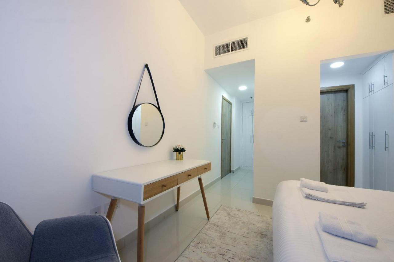 Apartment Shh - Luxury 1 Bedroom With Balcony, Marina View, Continental Tower, Marina