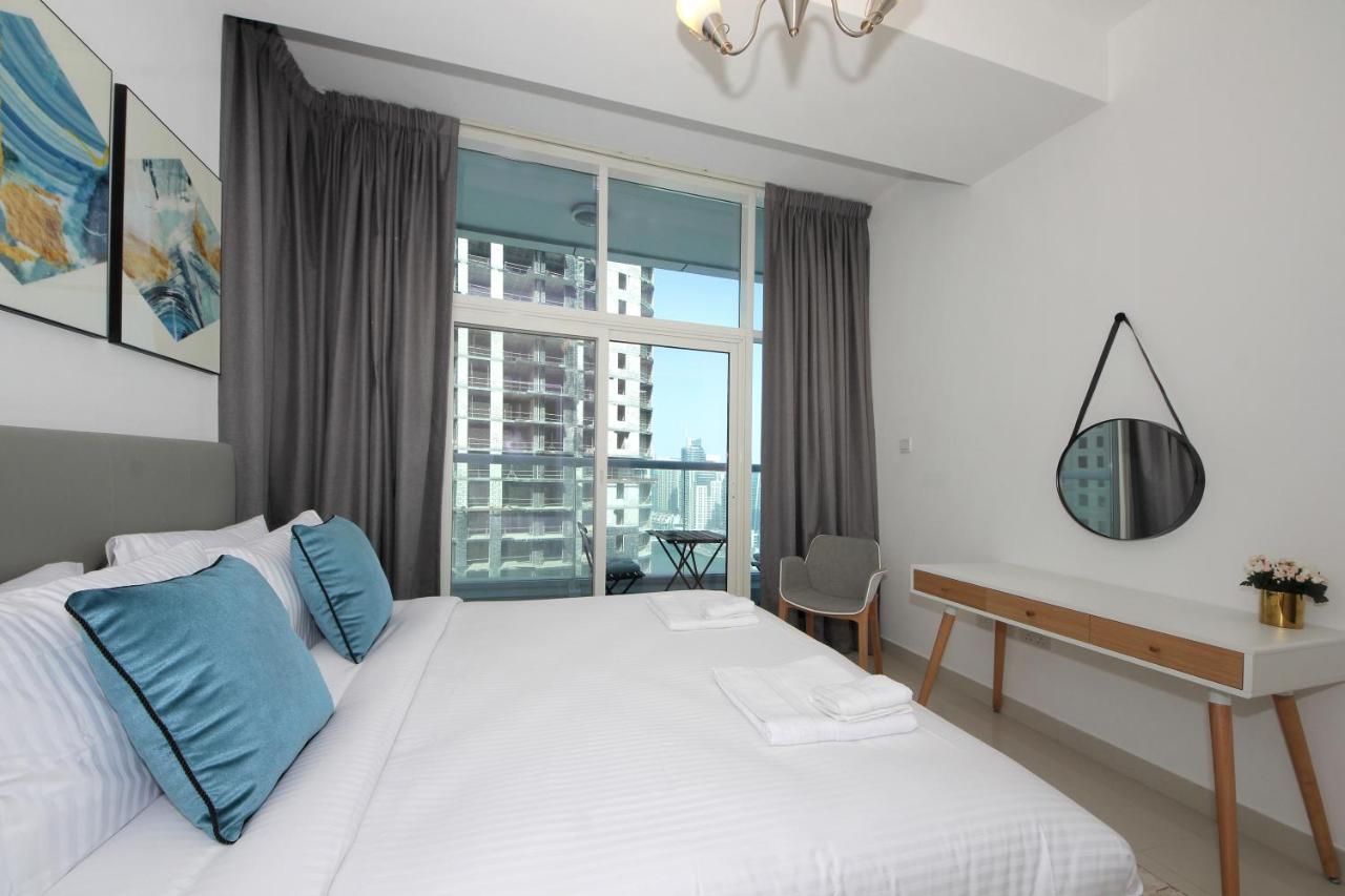 Shh - Luxury 1 Bedroom With Balcony, Marina View, Continental Tower, Marina * Dubái