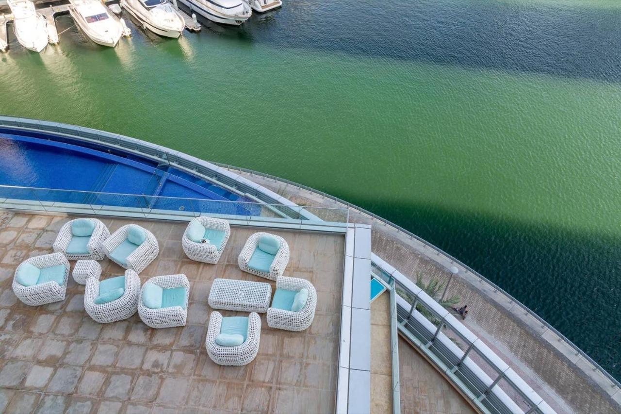 Astonishing 1br In Fabulous Cayan Tower Lejlighed
