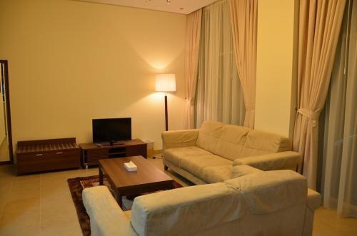 Pride Aparthotel Dubai