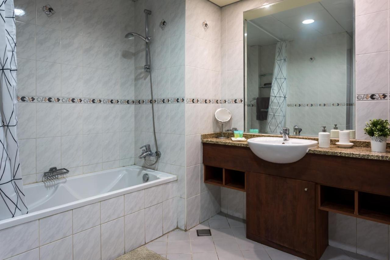 Higuests - Views From 2 Bedroom In Jlt