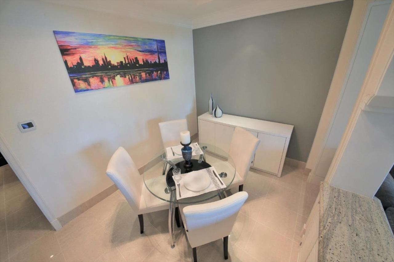 Apartamento Vantage Vacation Homes - Downtown - Al Tajer Residences In Old Town Island Dubai