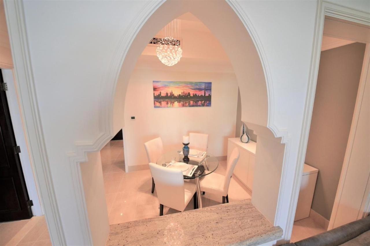 Vantage Vacation Homes - Downtown - Al Tajer Residences In Old Town Island *