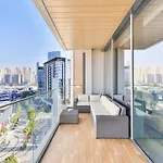 Luxury 2 Bedroom Beachfront Apt W Stunning Sea View