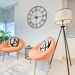 Limited Offer Stylish 1Br With Balcony & Pool Access By Deluxe Holiday Homes