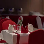 Raha Grand Hotel