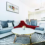 Palm Chateau Apartments Dubai
