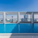 Higuests - Spacious Studio With City Views Near Dubai Mall