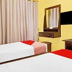 Oyo 800 Moon Creek Hotel